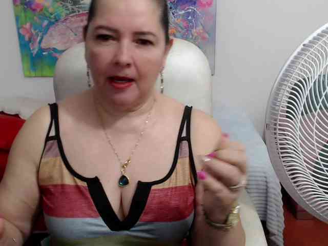 leonela webcam