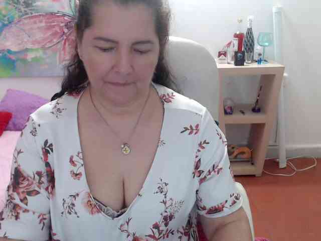 leonela webcam
