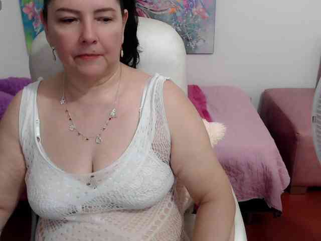 leonela webcam
