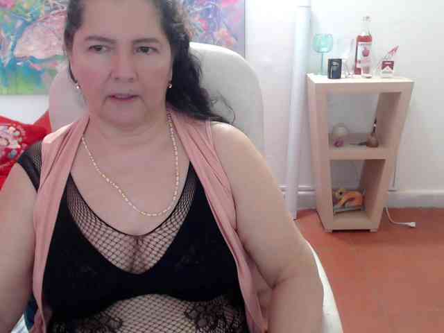 leonela webcam