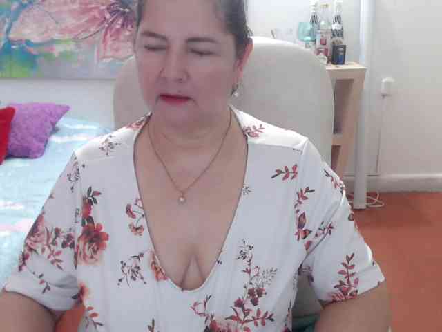 leonela webcam