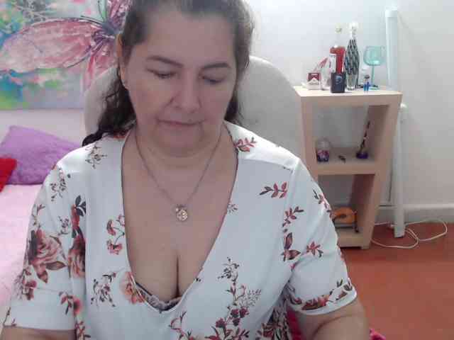 leonela webcam