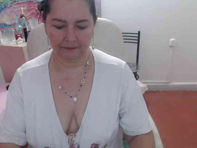 leonela webcam