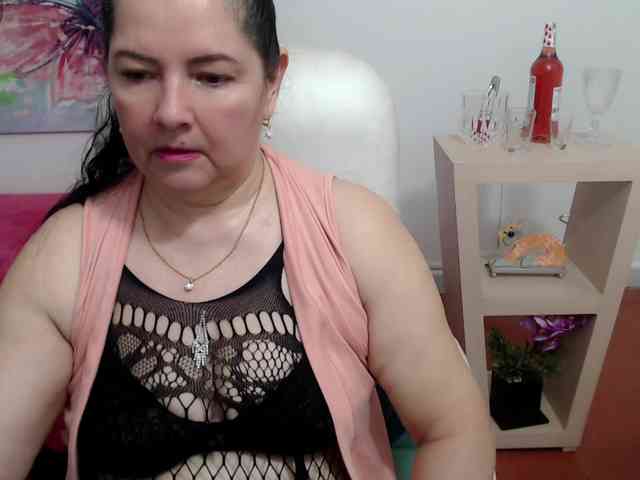 leonela webcam