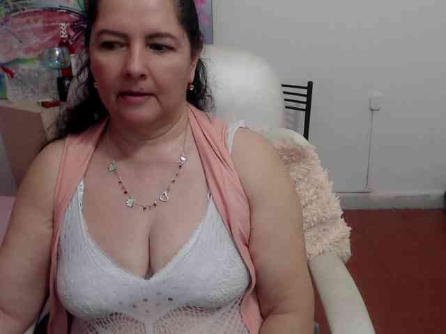 leonela webcam