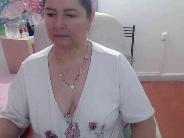 leonela webcam