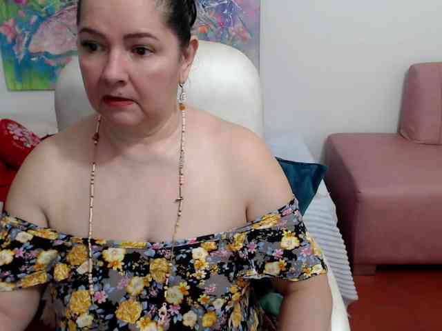 leonela webcam