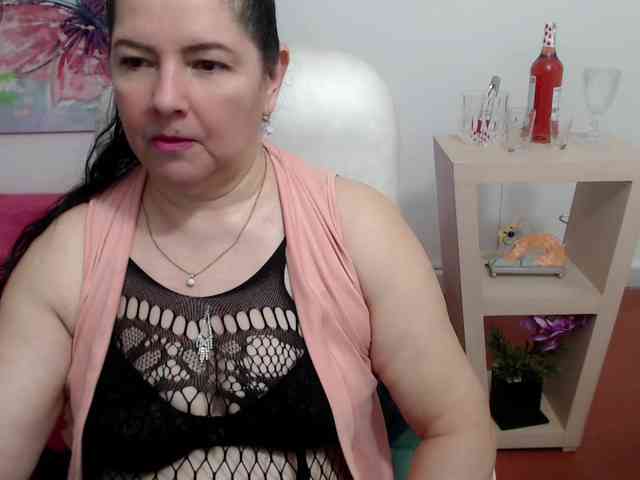 leonela webcam