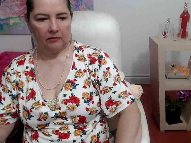 leonela webcam