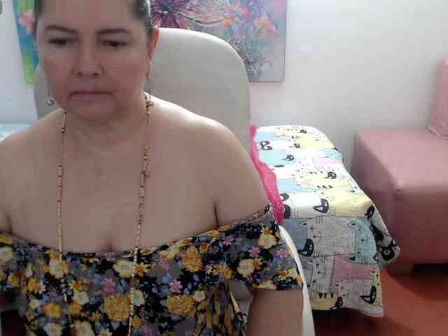 leonela webcam