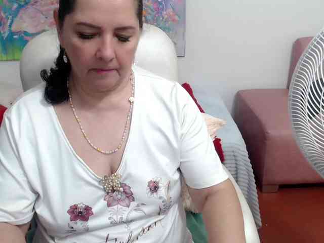 leonela webcam