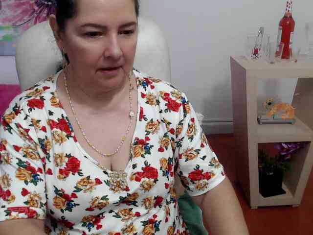 leonela webcam