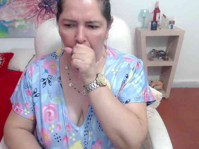leonela leonela