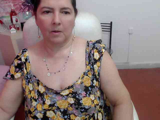 leonela webcam