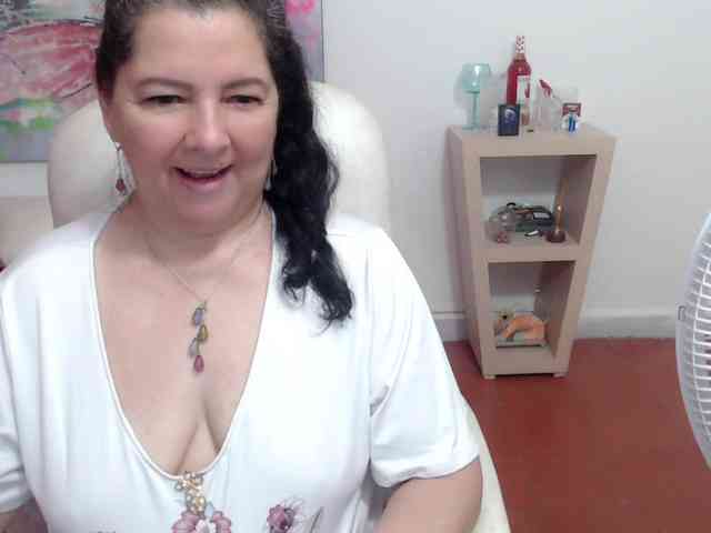 leonela webcam