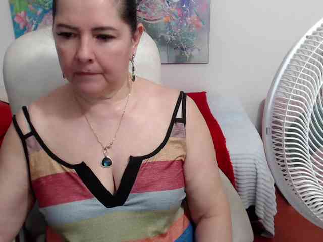 leonela webcam