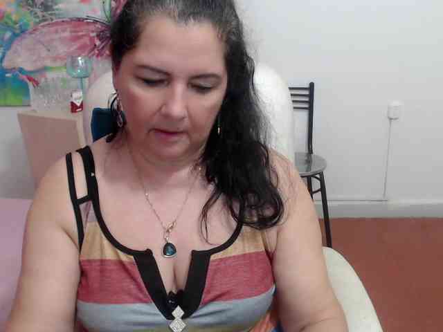 leonela webcam