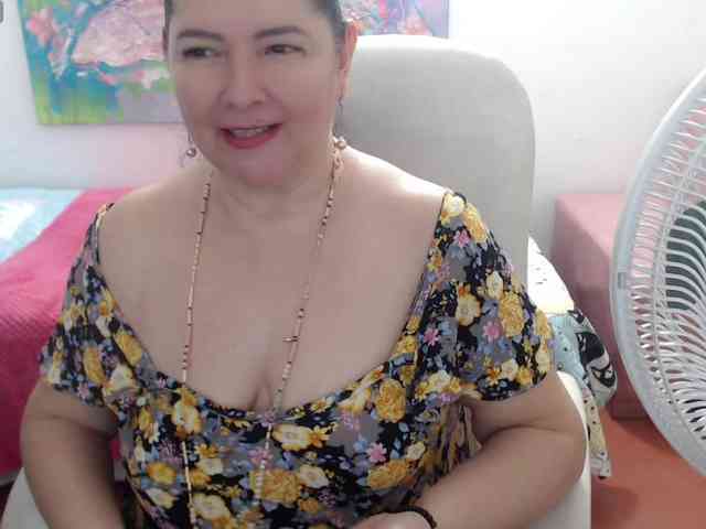 leonela webcam