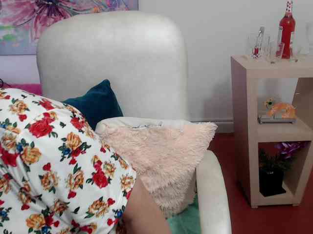 leonela webcam