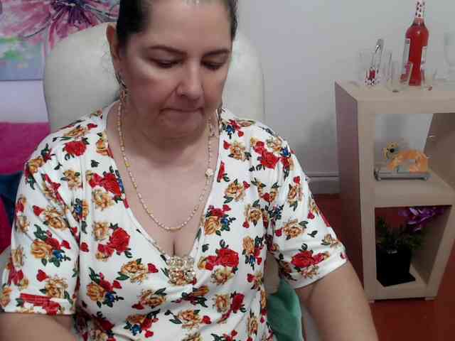 leonela webcam