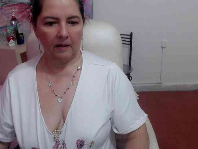 leonela webcam