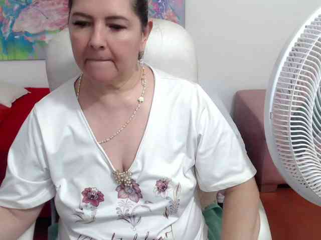 leonela webcam