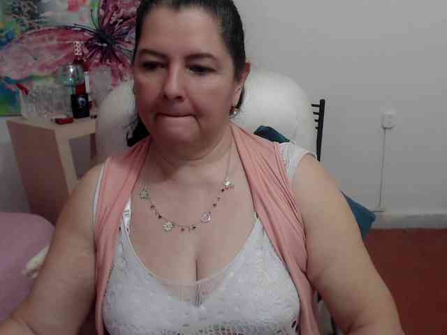 leonela webcam