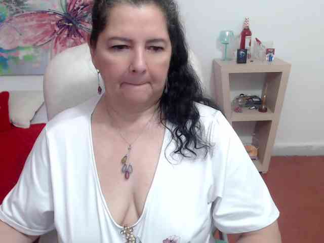 leonela webcam