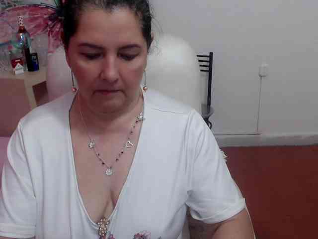 leonela webcam