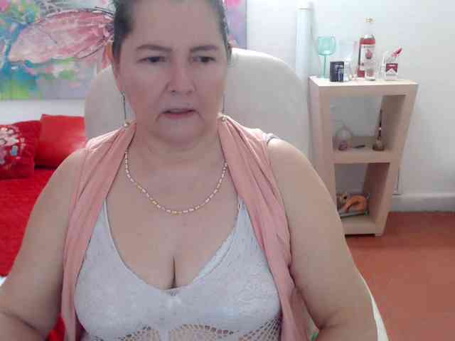 leonela webcam