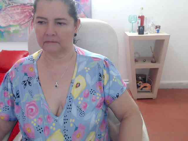 leonela webcam