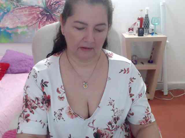 leonela webcam