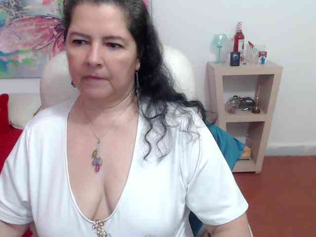 leonela webcam