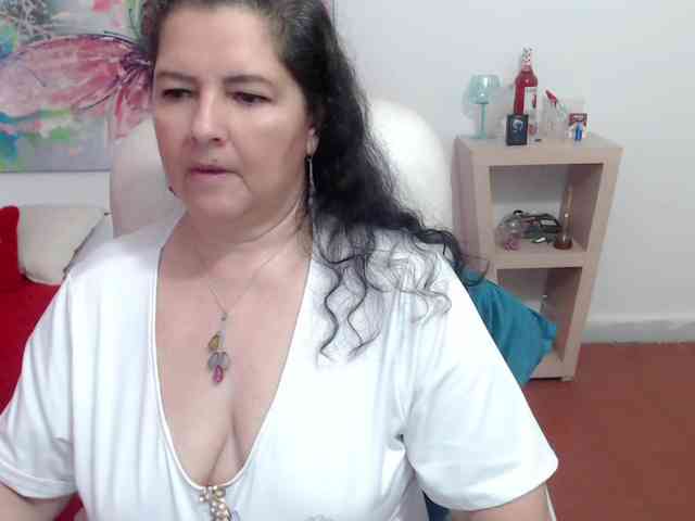 leonela webcam