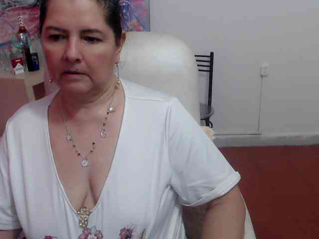 leonela webcam