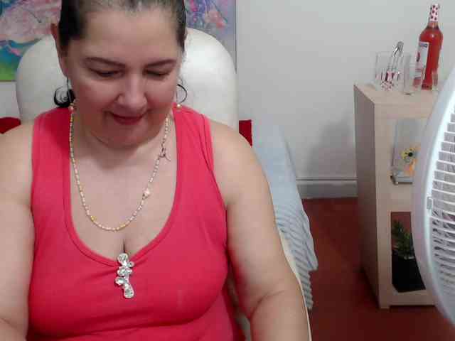 leonela webcam