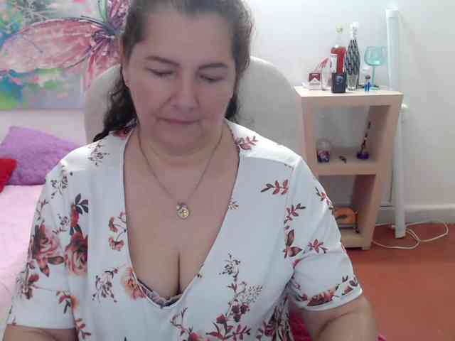 leonela webcam