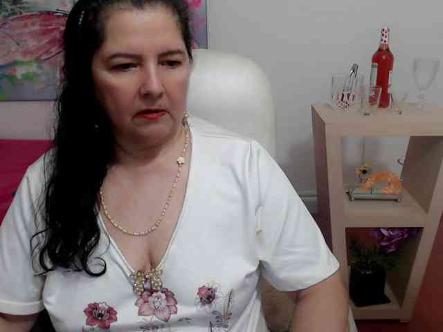 leonela webcam
