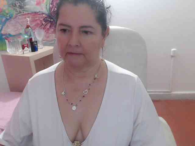 leonela webcam