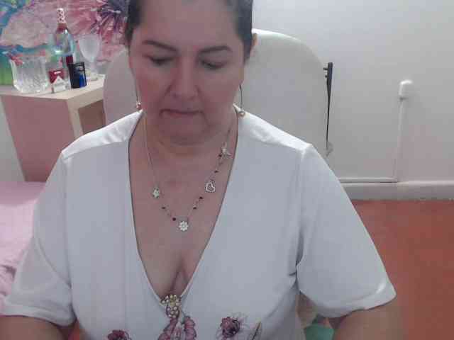 leonela webcam