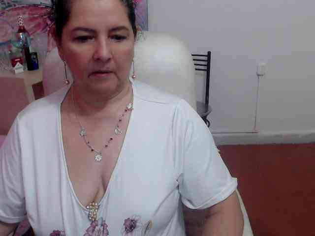 leonela webcam