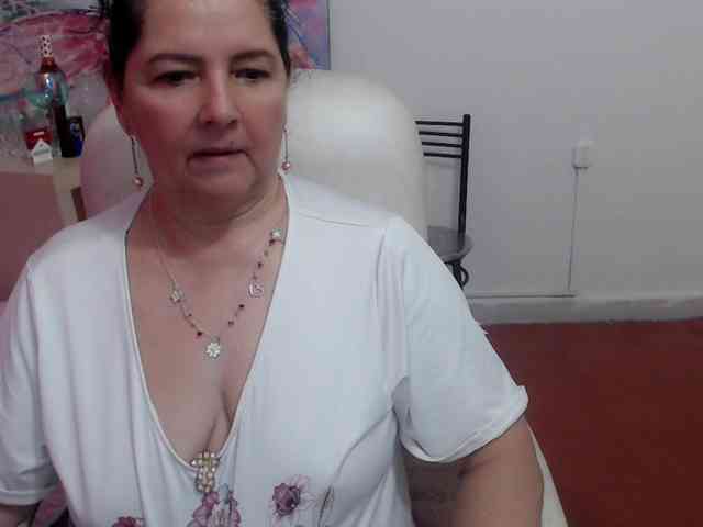 leonela webcam