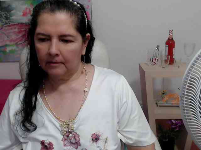 leonela webcam