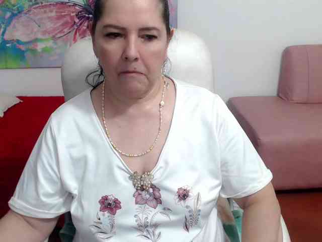 leonela webcam