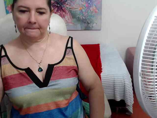 leonela webcam