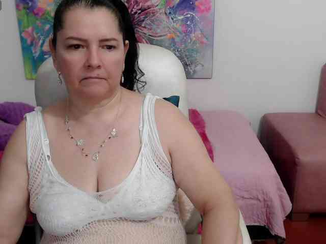leonela webcam