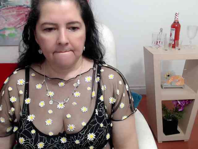 leonela webcam