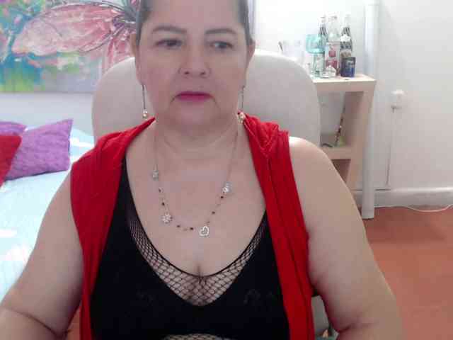 leonela Live Webcam on BongaCams