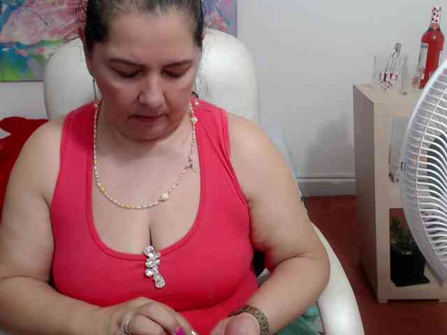 leonela webcam