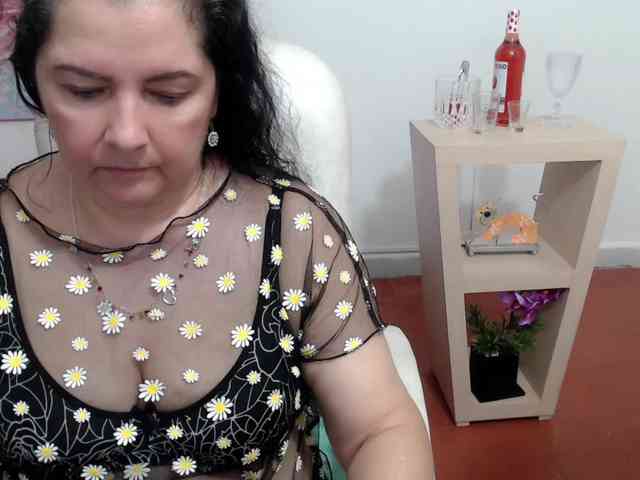leonela webcam